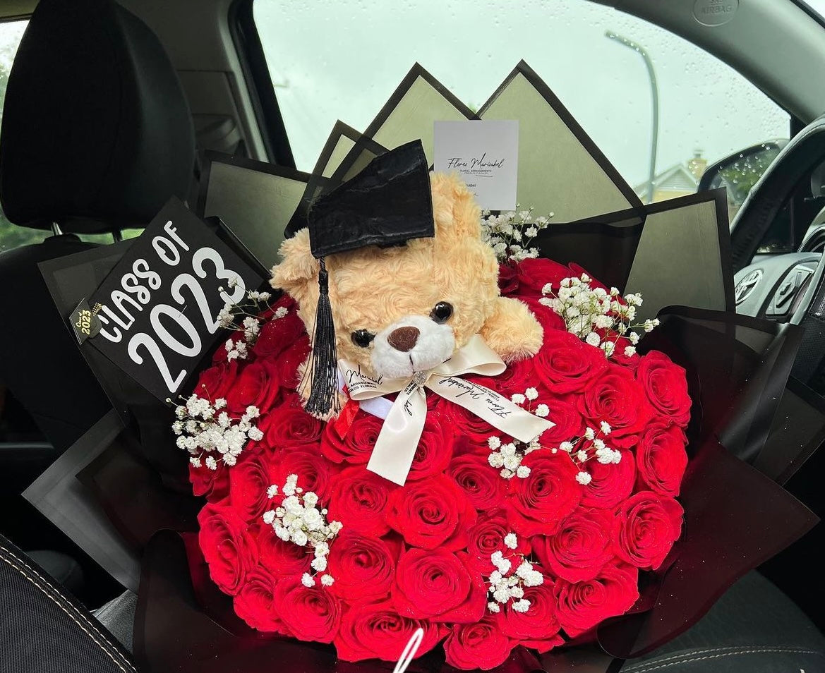 bouquet 30 roses with teddy bear
