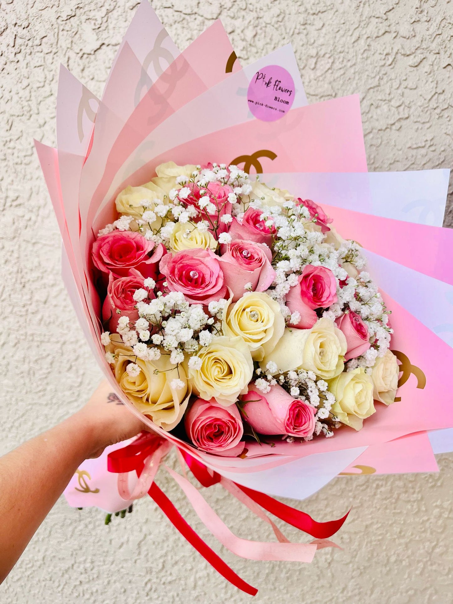 Chic White & Pink Bouquet